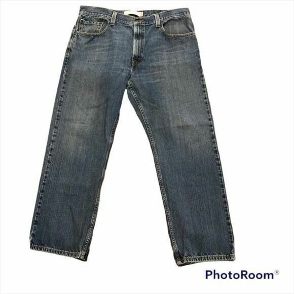 Levi 505 Regular fit jeans size 38X30 medium wash - Picture 2 of 5